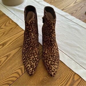 J. Crew Sz 7 Leopard Print Ankle Boots
